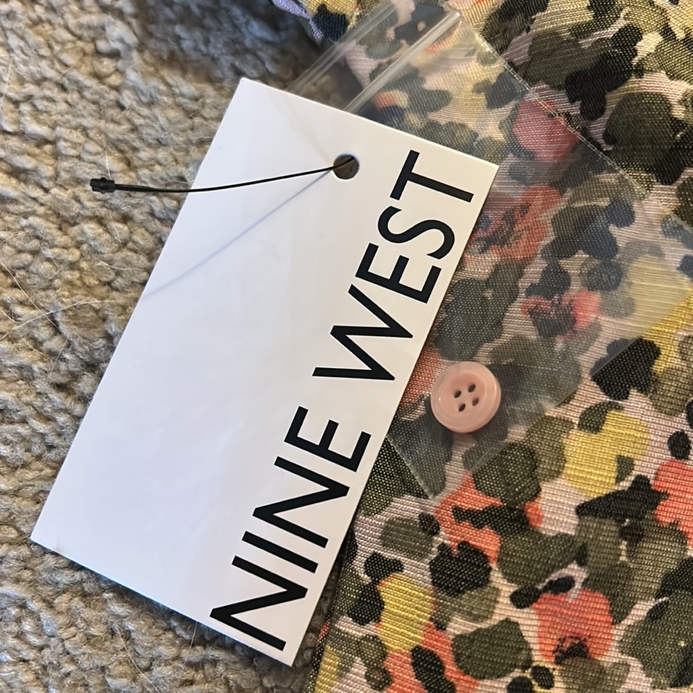 Colorful button down - Picture 5 of 5